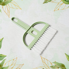 Simple dustpan and brush set, compact and convenient