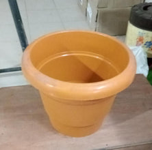 Versatile garden planter pot for outdoor gardening